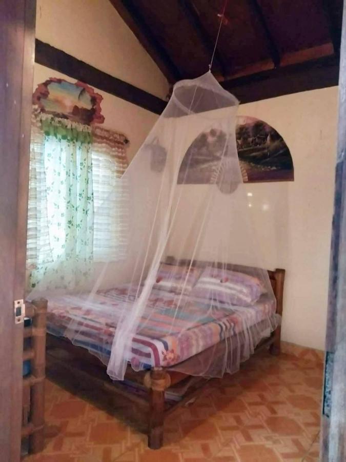 Prince Ludwig Beach Resort San Antonio  Bagian luar foto