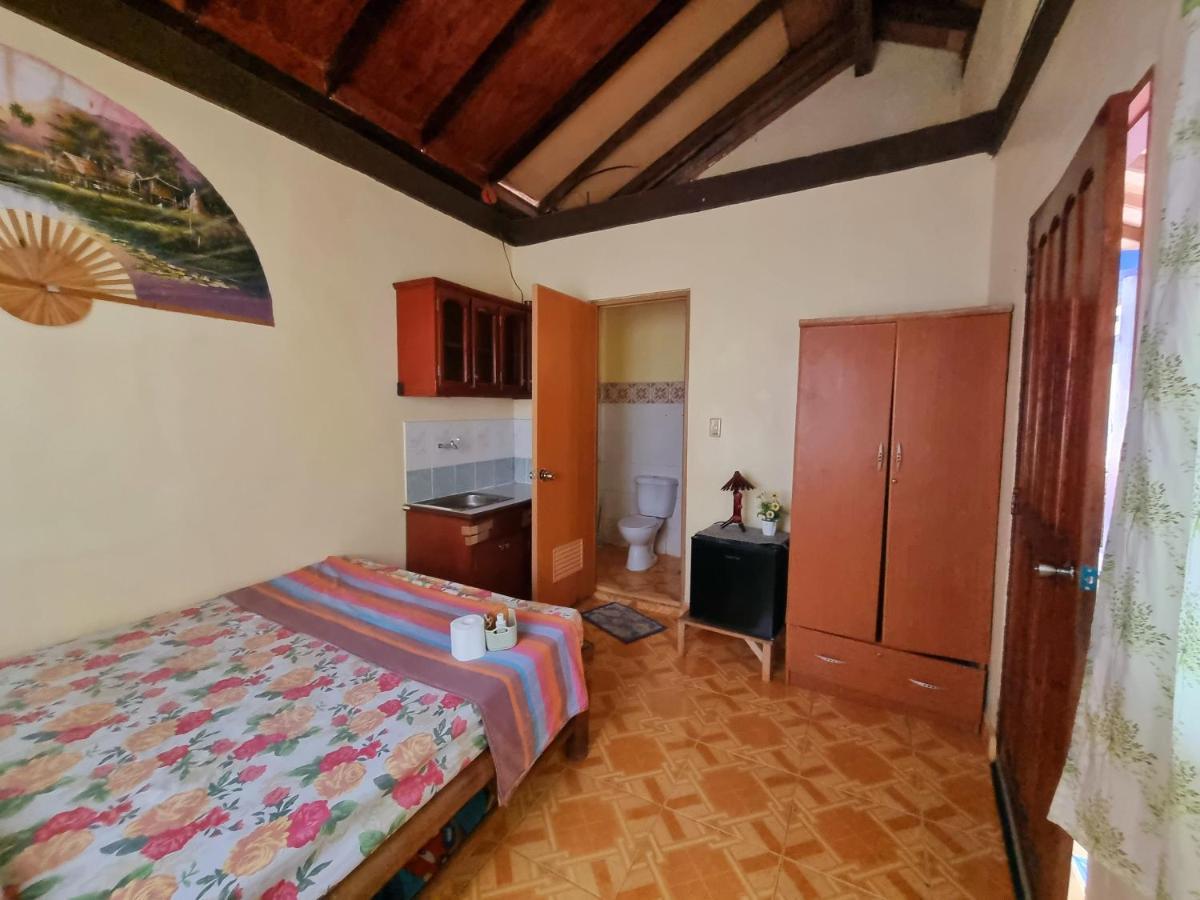 Prince Ludwig Beach Resort San Antonio  Bagian luar foto