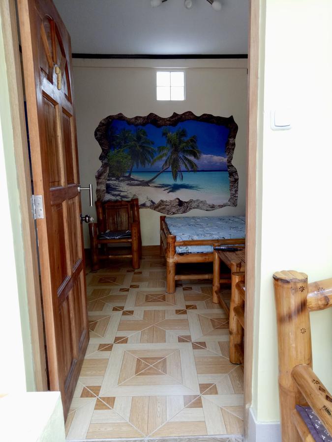 Prince Ludwig Beach Resort San Antonio  Bagian luar foto